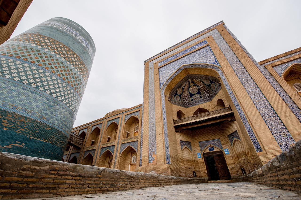 Orient Star Khiva Hotel- Madrasah Muhammad Aminkhan 1855 Exterior photo