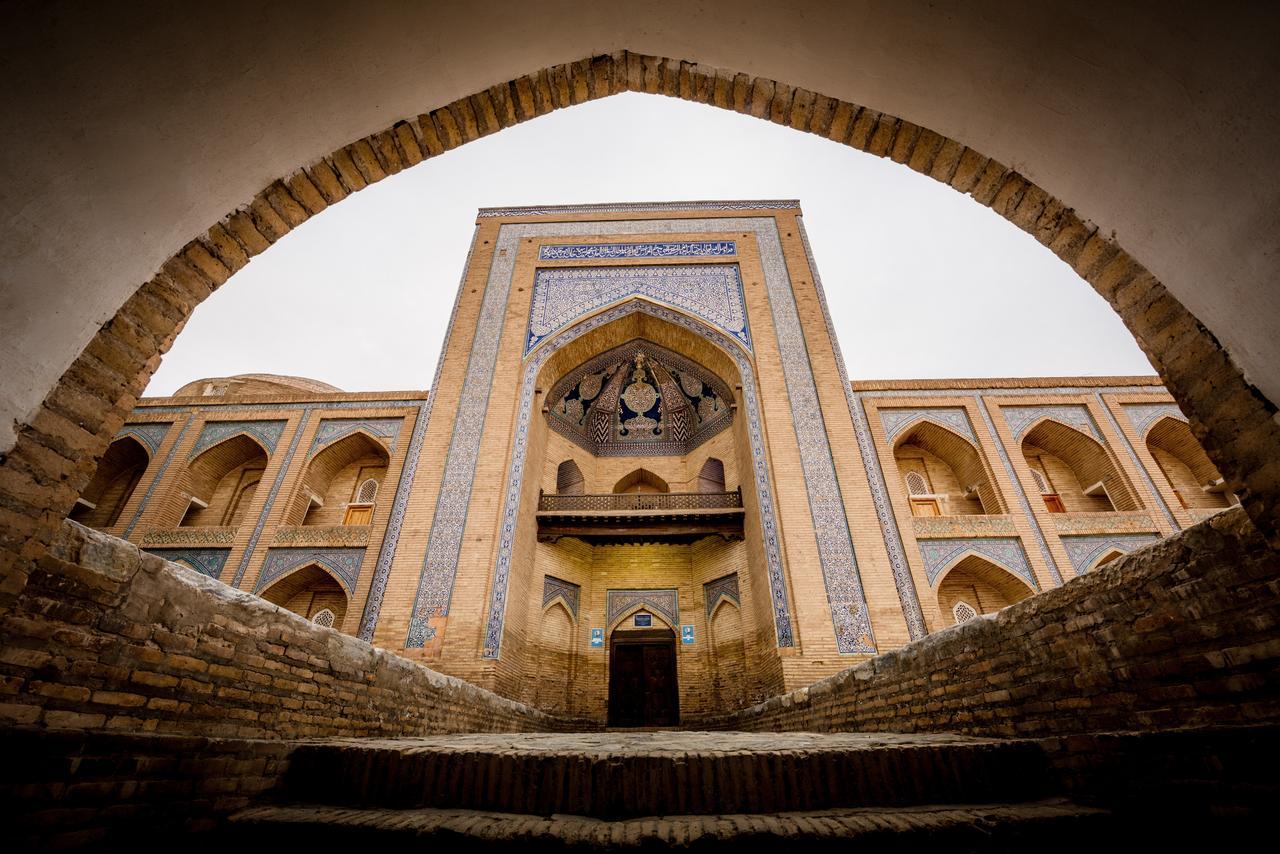 Orient Star Khiva Hotel- Madrasah Muhammad Aminkhan 1855 Exterior photo