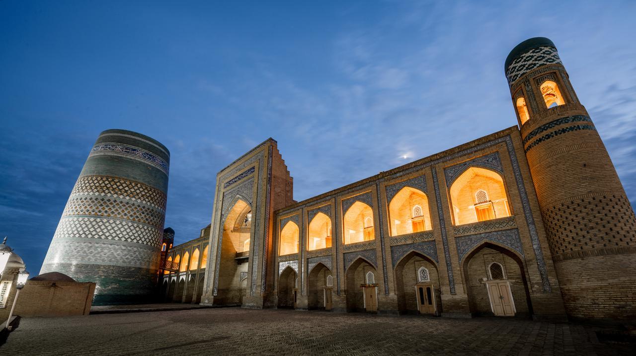 Orient Star Khiva Hotel- Madrasah Muhammad Aminkhan 1855 Exterior photo