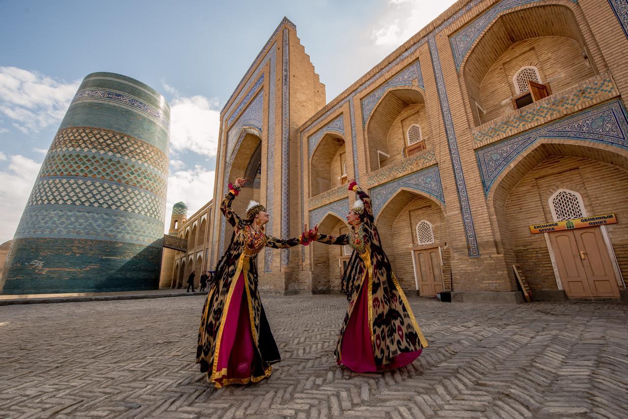 Orient Star Khiva Hotel- Madrasah Muhammad Aminkhan 1855 Exterior photo